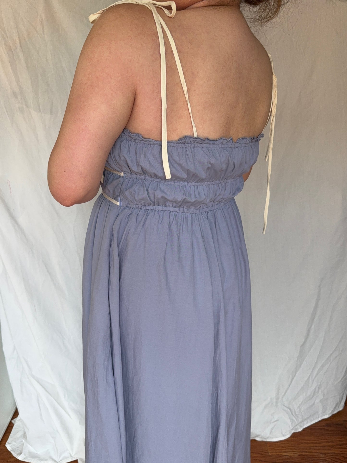Contrast Trim Maxi Dress